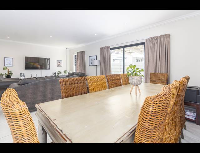 3 BEDROOM FREESTANDING SOLD IN SUNNINGDALE